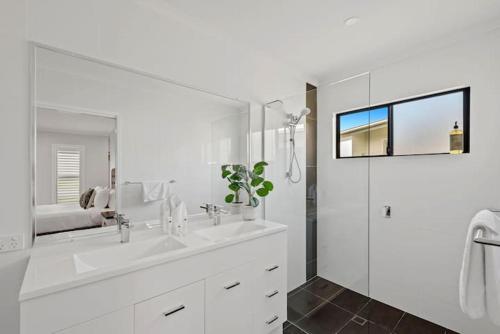 Private Mudjimba Beach Abode — hotel in Mudjimba