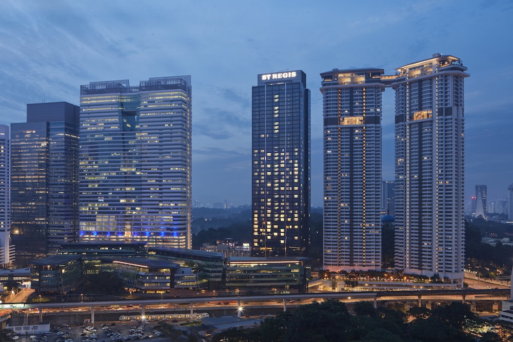 The St. Regis Kuala Lumpur — 5-Star Luxury Hotel in Kuala Lumpur, Malaysia