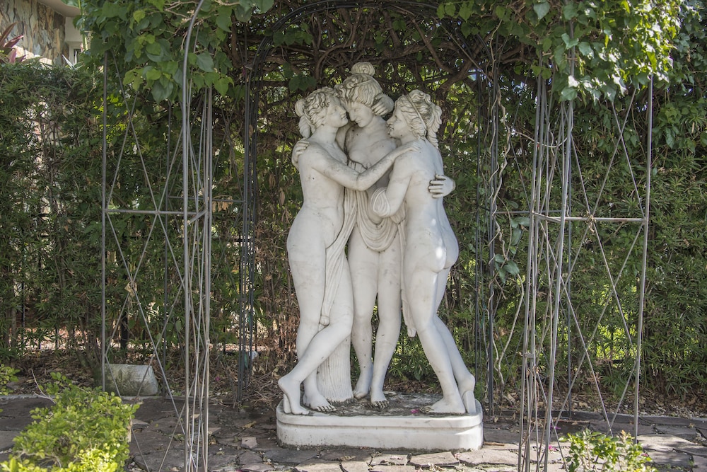 Young Mansion - photo 126