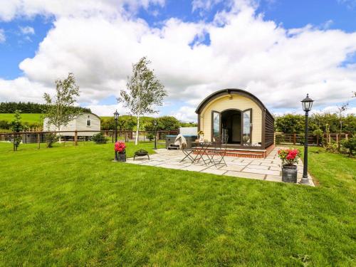 Mountain View Pod in Rhayader, United Kingdom