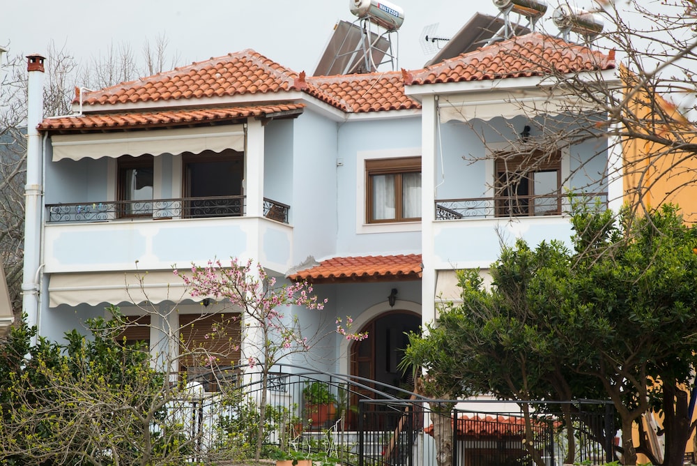 Villa Nufaro — 4-Star Luxury Hotel in Mytilene, Greece