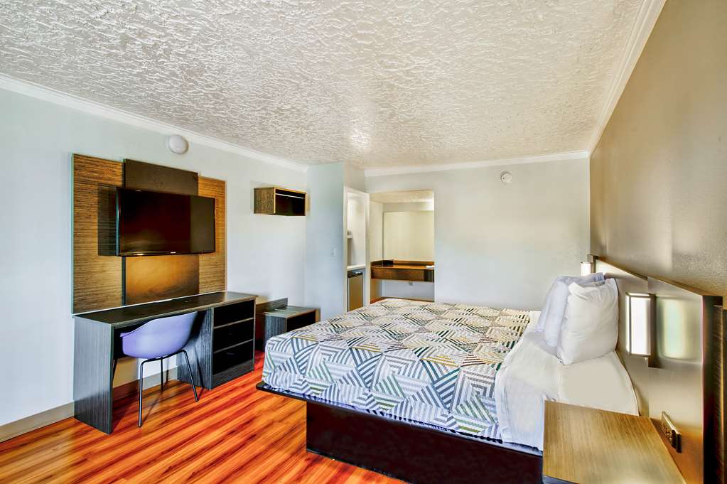 Motel 6 Fort Worth TX White Settlement - photo 12