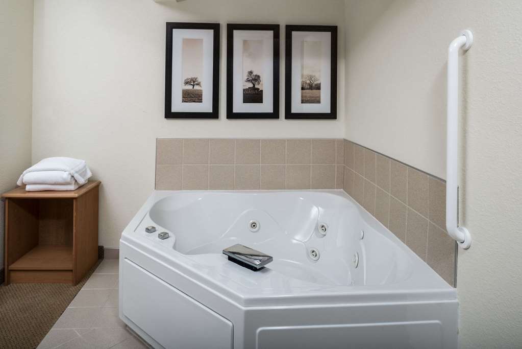 AmericInn by Wyndham Belle Fourche - photo 15
