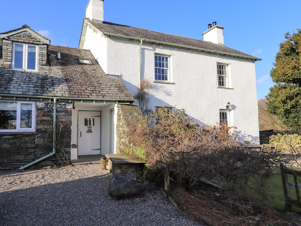 Robin Cottage — 4-Star Luxury Hotel in Windermere, United Kingdom