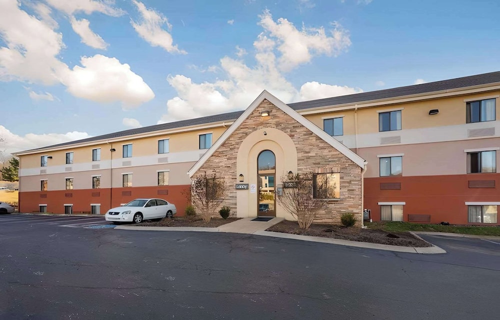 Suburban Studios Brentwood Nashville - photo 42