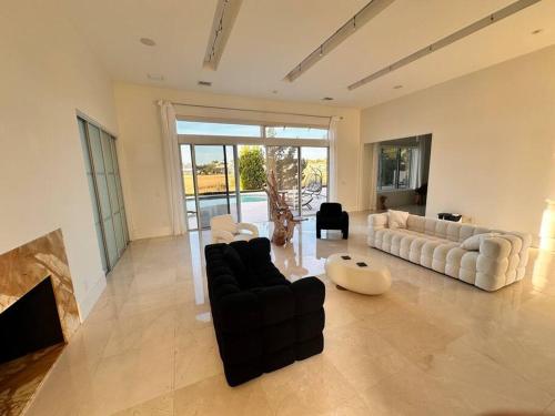 Be A Nomad l Contemporary Palace in Ponte Vedra Beach, United States