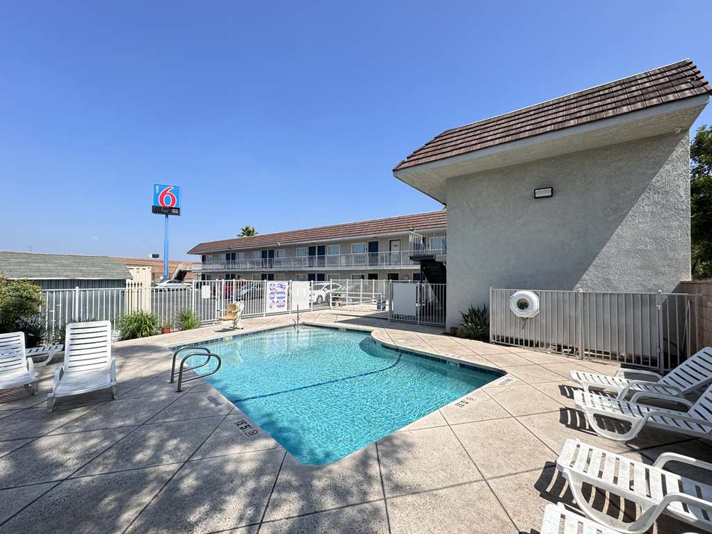 Motel 6 Ontario Airport - photo 4