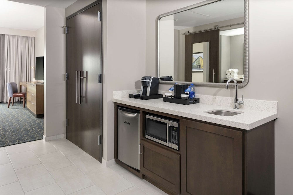 Embassy Suites by Hilton Grand Rapids Downtown MI - photo 11