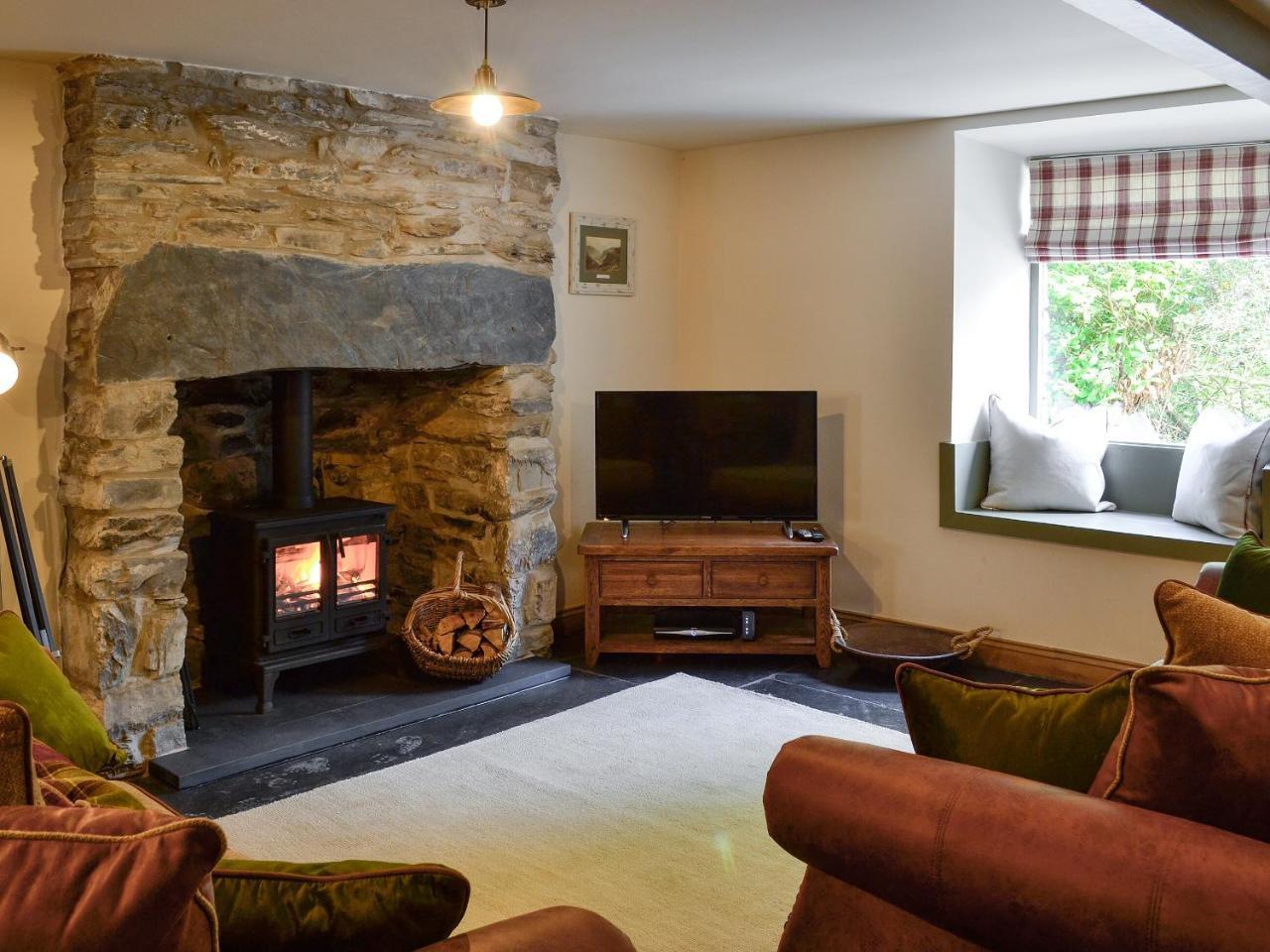 Maybill Cottage — 4-Star Luxury Hotel in Betws-Y-Coed, United Kingdom
