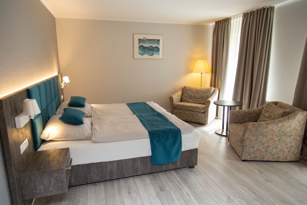 Hotel Willmeroth — hotel in Rosbach Vor Der Hoehe