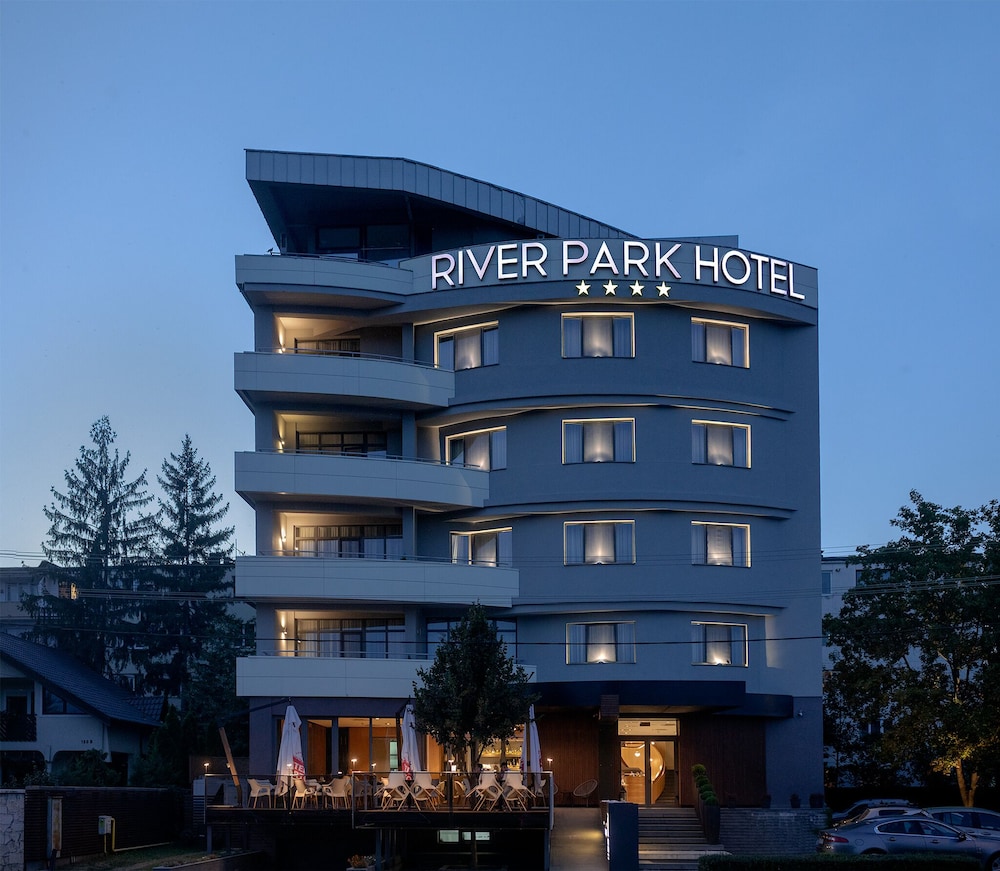 Hotel River Park — 4-Star Luxury Hotel in Cluj-Napoca, Romania