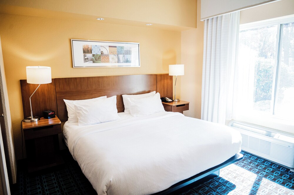 Fairfield Inn & Suites by Marriott Russellville - photo 14
