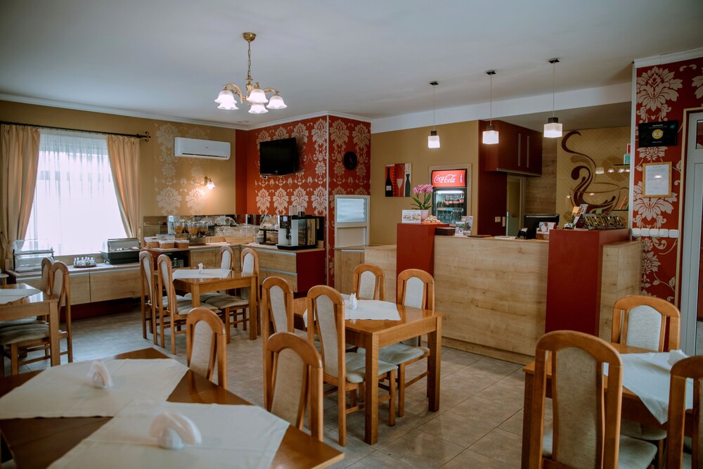 Motel S3 — hotel in Miedzyrzecz