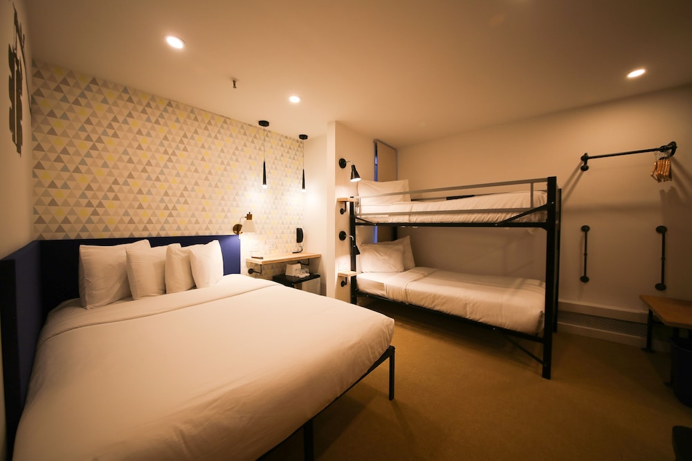 Doxie Hotel - photo 14