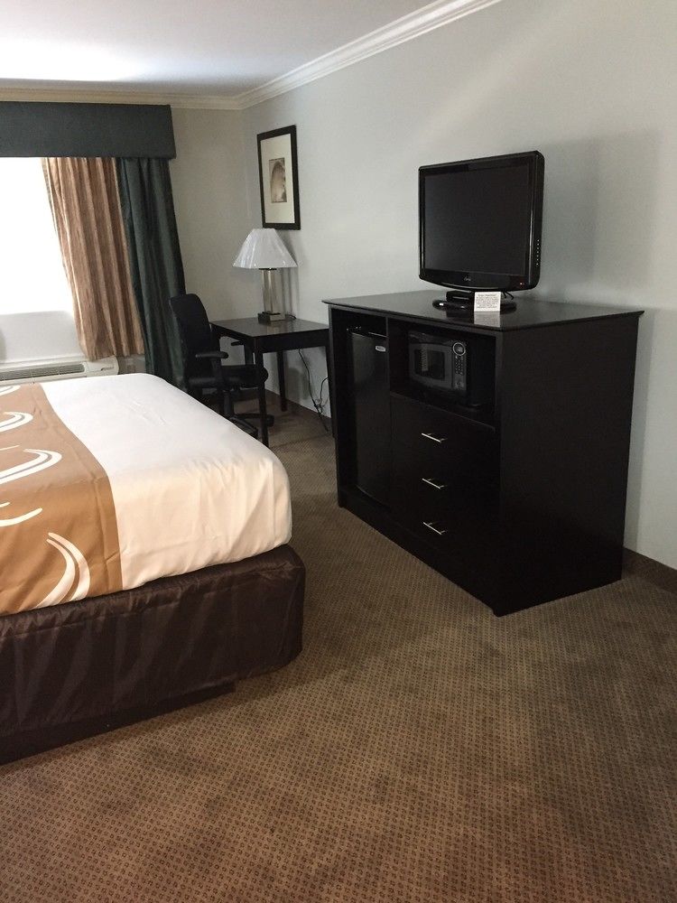 La Quinta Inn Gulf Shores - photo 30