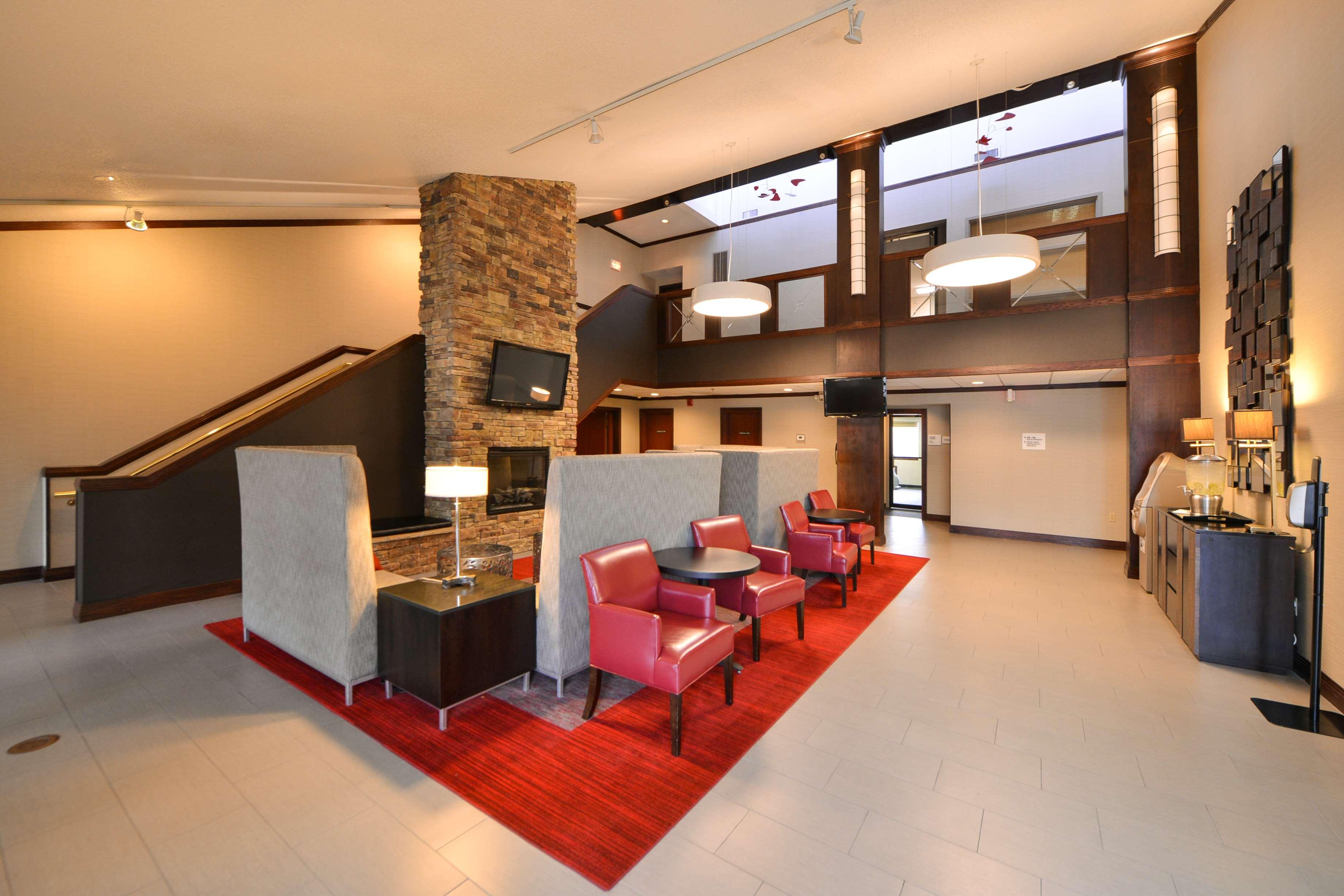 Radisson Hotel Madison - photo 32