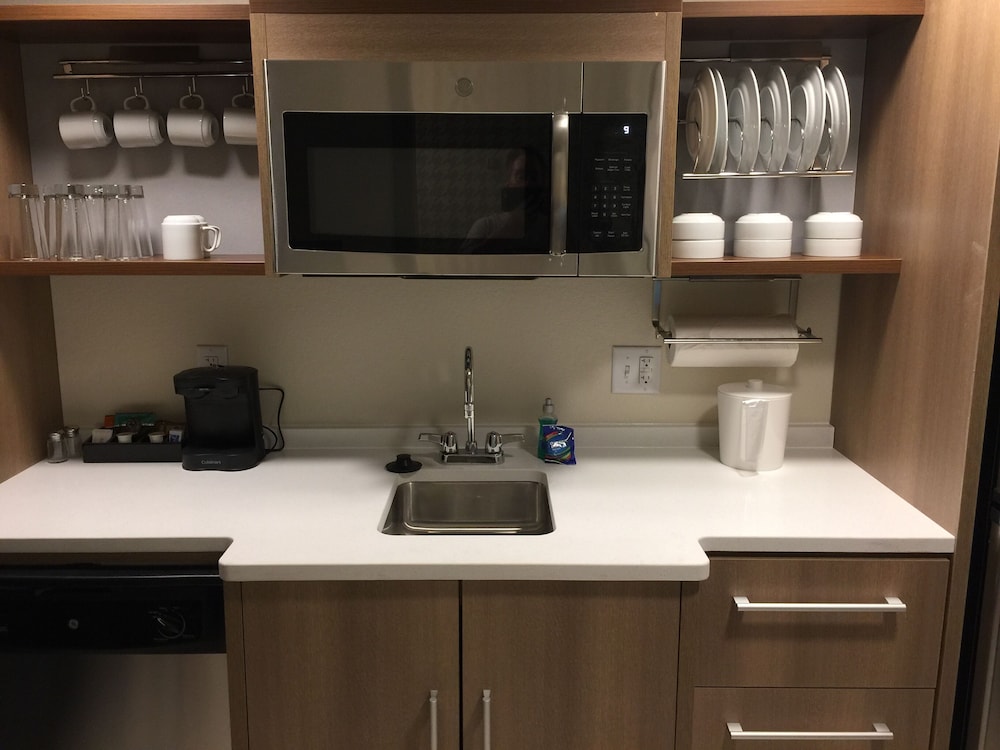 Home2 Suites by Hilton Omaha UN Medical Ctr Area - photo 37