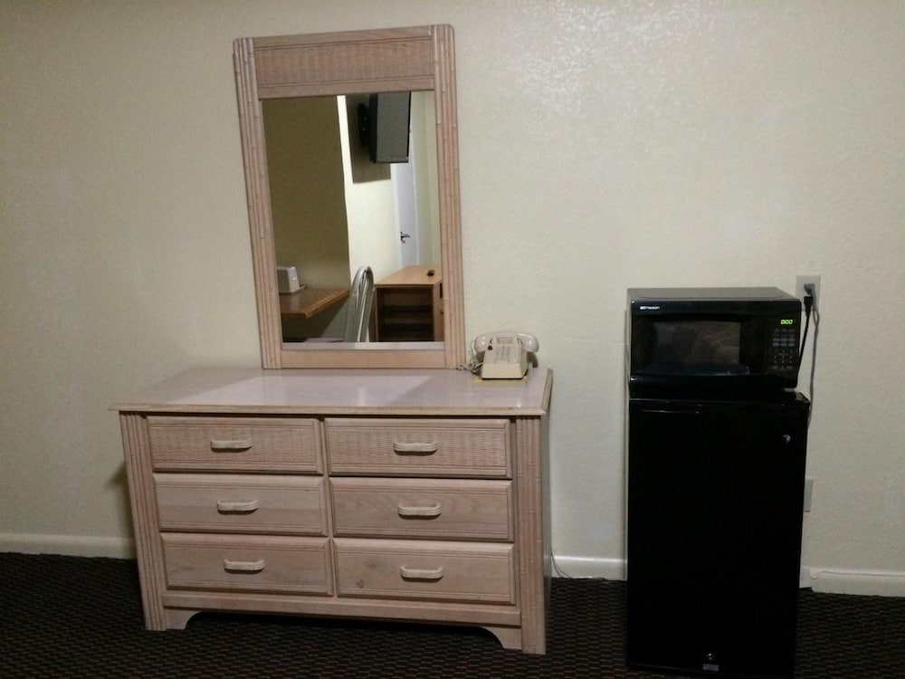 Blarney Inn - photo 16