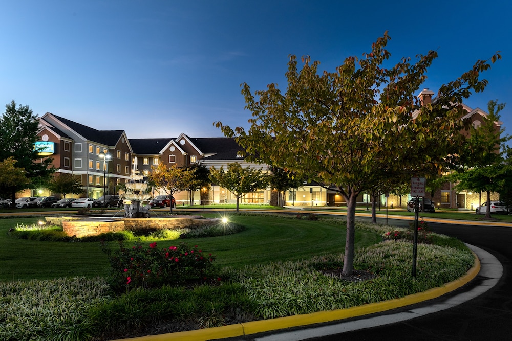 Staybridge Suites Chantilly Dulles Airport by IHG - photo 33