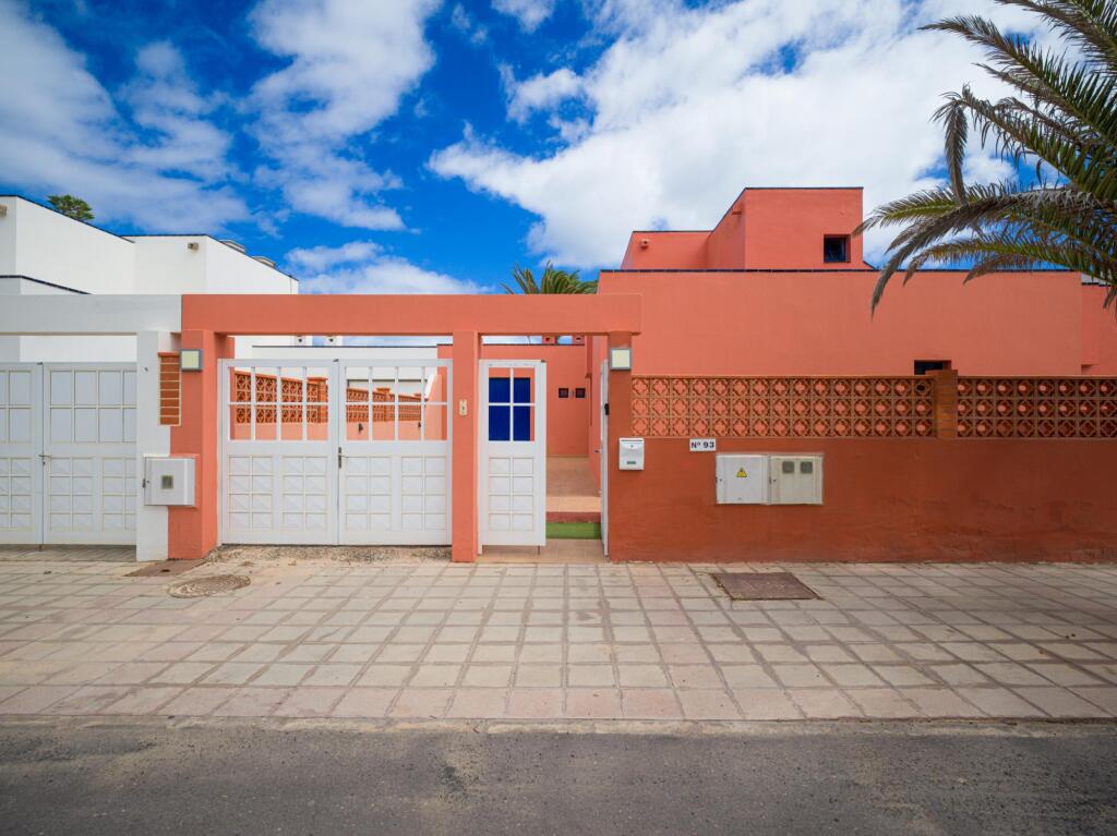 Long Beach By CanariasGetaway — 4-Star Luxury Hotel in Corralejo, Spain