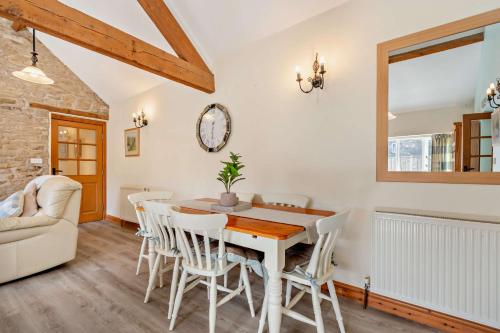 Starling cottage