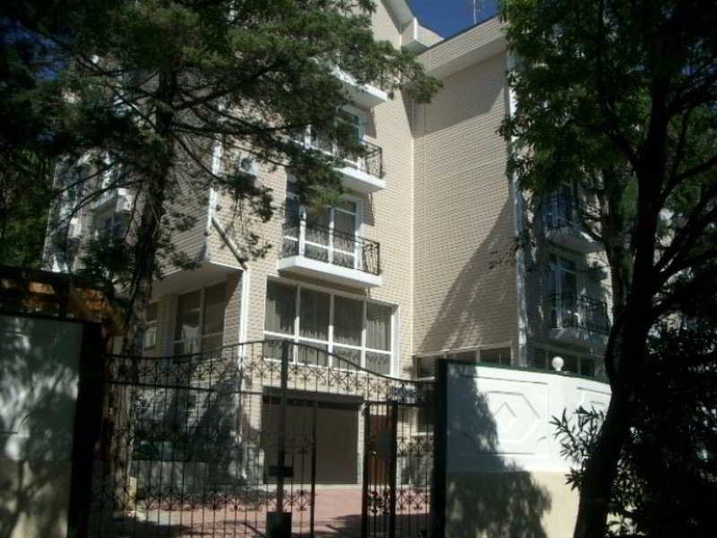 Yuliya Hotel - last minute hotel in Sochi