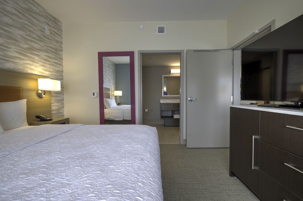 Home2 Suites by Hilton Allentown Bethlehem Airport - photo 12