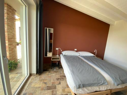 Fuoridicampo rossa - last minute hotel in Unknown City