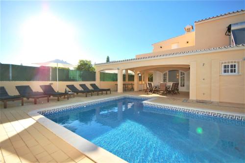 Qta do Eucalipto Villa — 4-Star Luxury Hotel in Faro, Portugal
