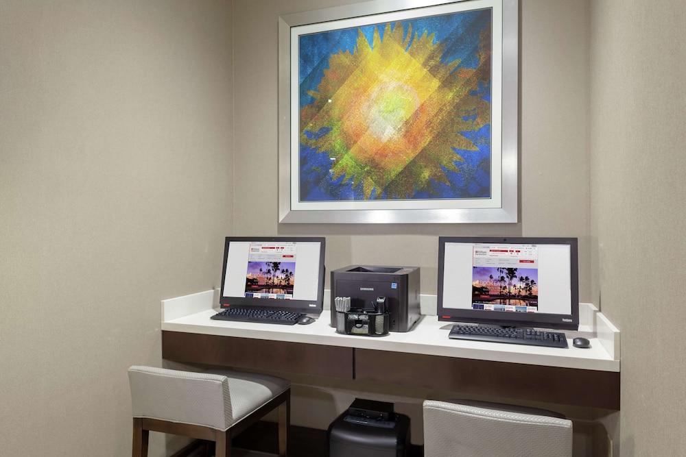 Hilton Garden Inn Waco - photo 32