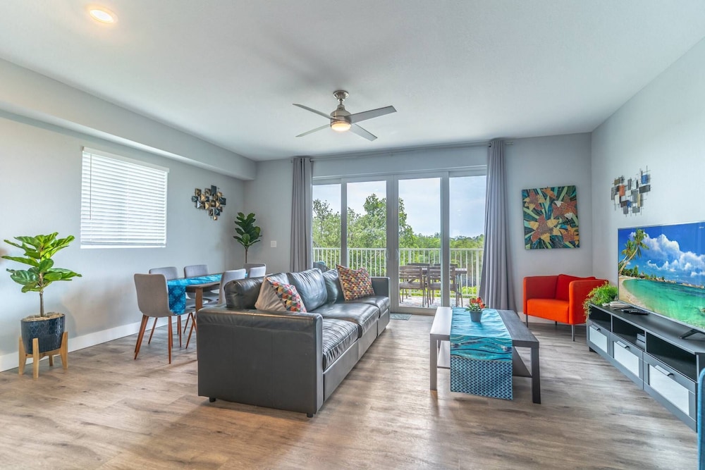 3258 Little Harbor — 4-Star Luxury Hotel in Ruskin, United States