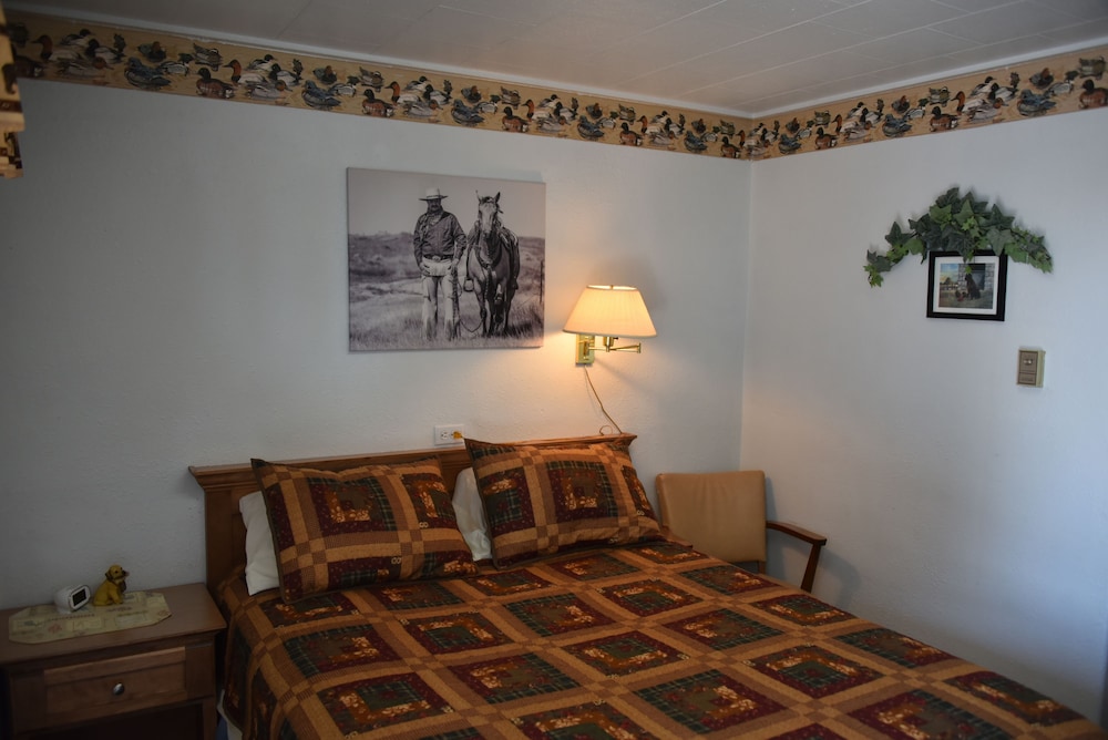 Royals Inn Motel - photo 8