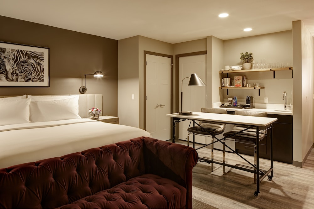 Archer Hotel Boston Burlington - photo 22