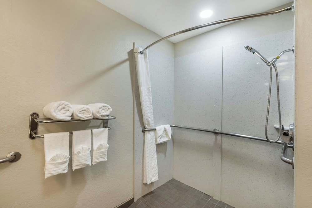 City Express by Marriott Duluth - photo 24