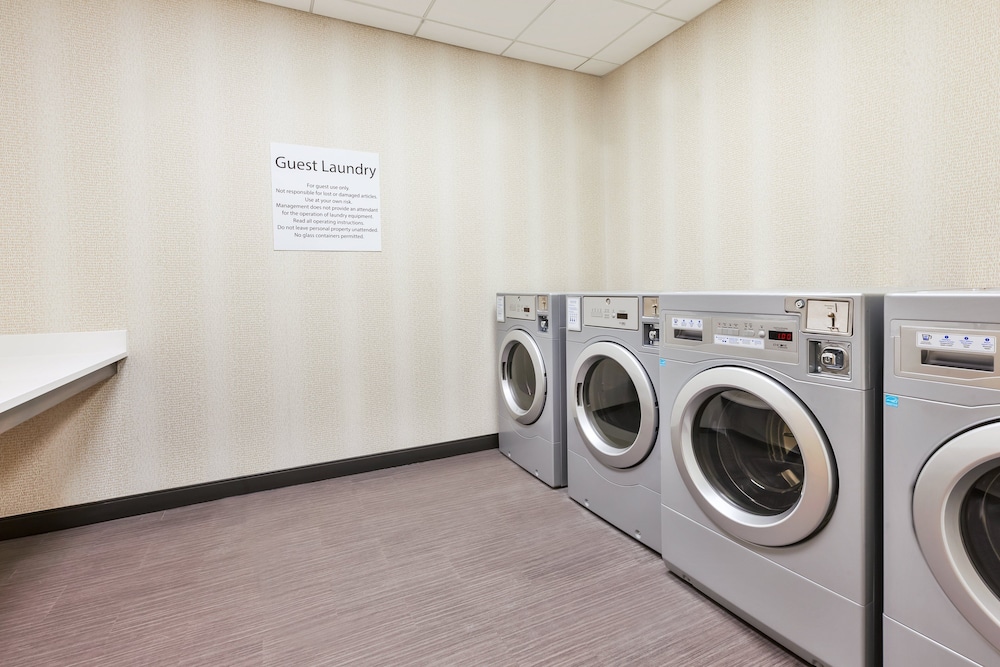 Holiday Inn & Suites Toledo Southwest Perrysburg by IHG - photo 25