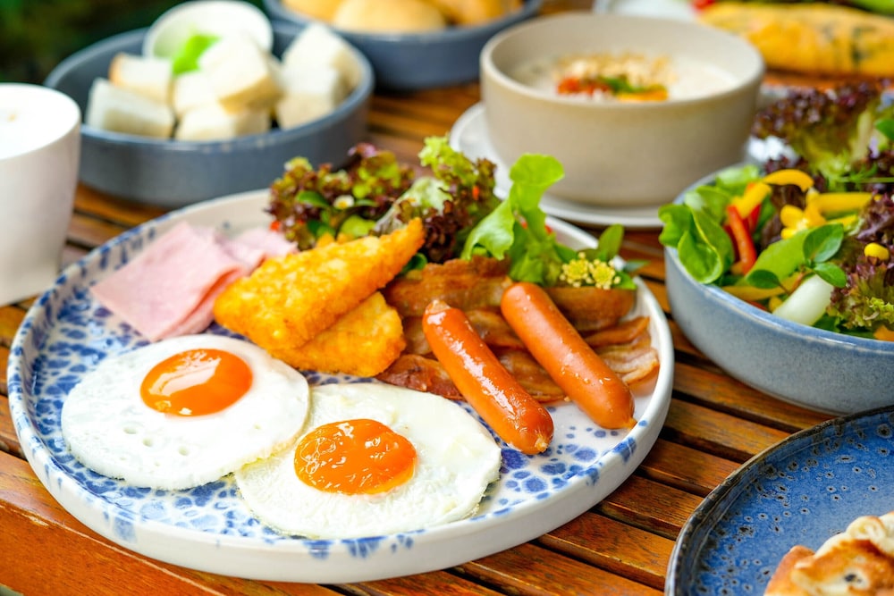 מזון ומשקאות