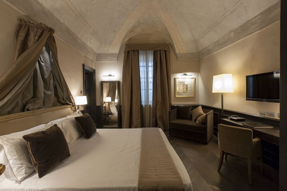 Palazzo Righini — hotel in Fossano