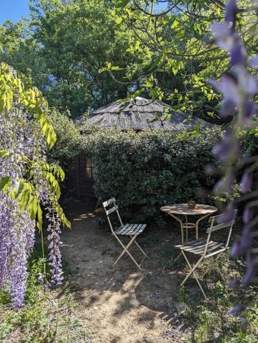 Cabayourte a la Mauvaise Herbe — hotel in Barjols