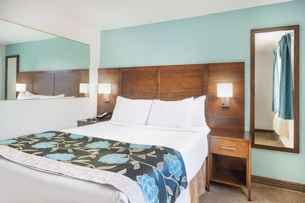Baymont by Wyndham Keystone Near Mt. Rushmore - photo 33