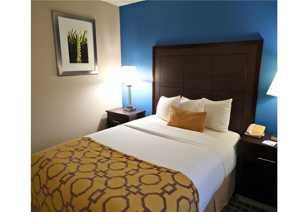 Baymont by Wyndham Marshalltown - photo 21