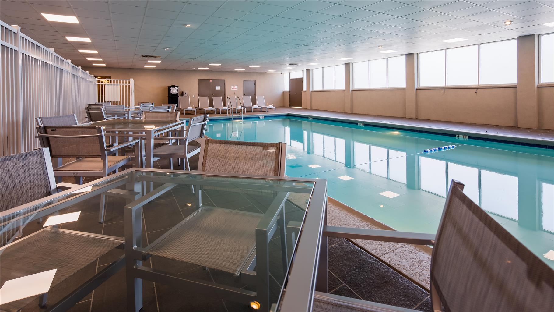 Cottonwood Airport & Expo Hotel Louisville - photo 5