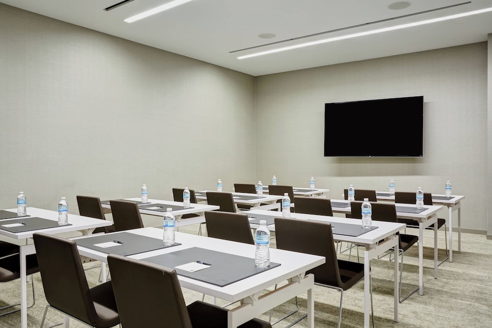 AC Hotel Irvine - photo 36