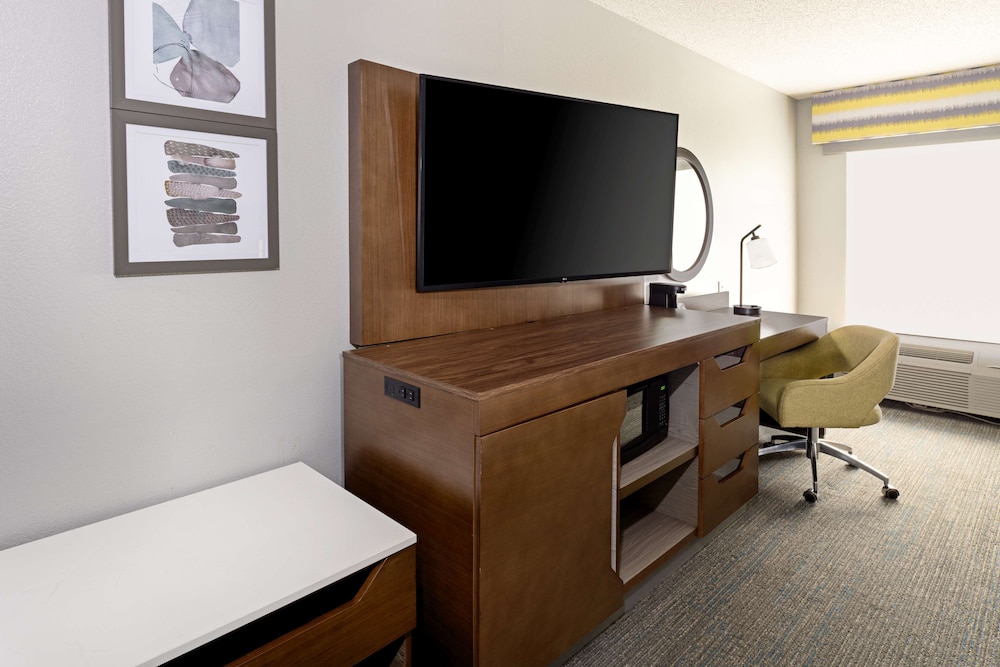 Hampton Inn Richmond Mechanicsville - photo 27