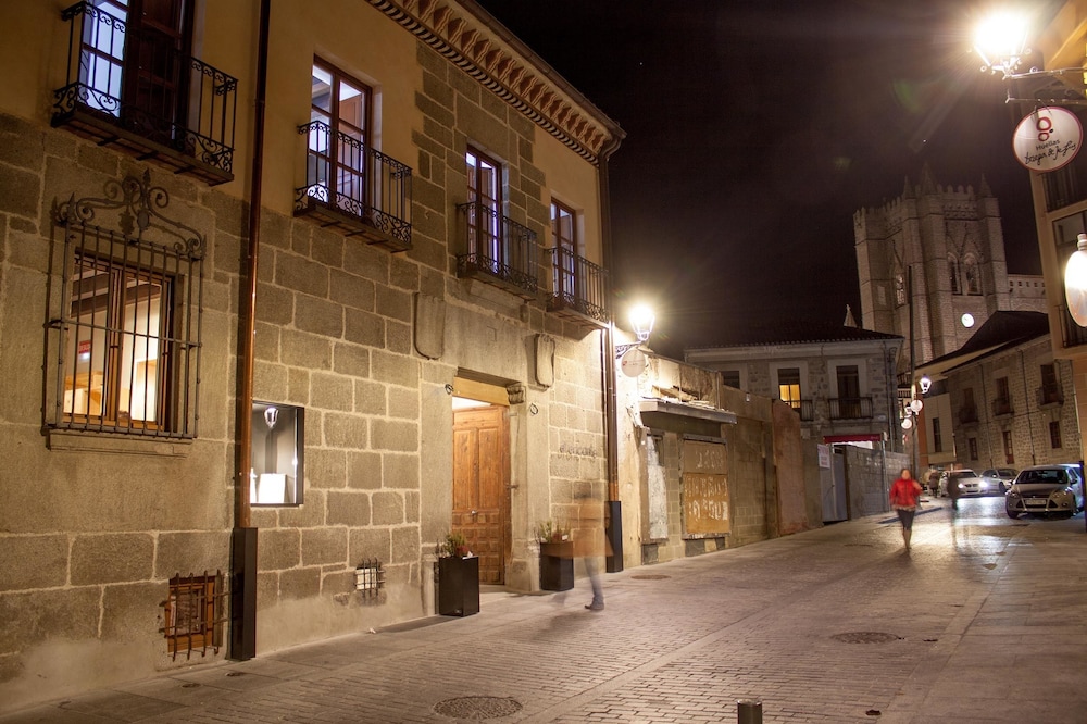 Maria Pacheco Hotel Boutique — Avila