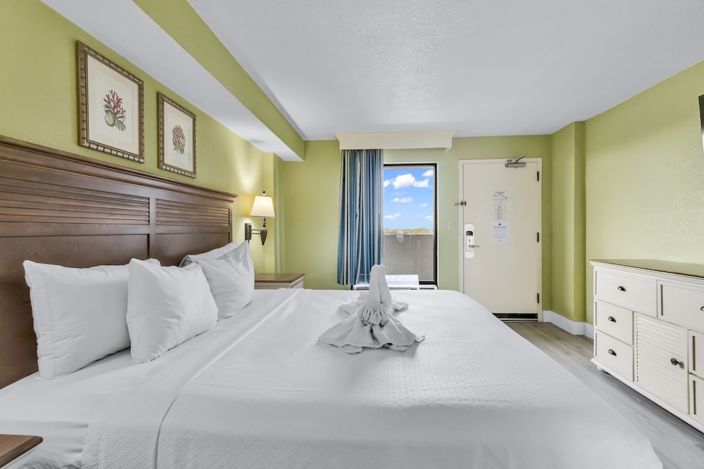 Beach front Condos Located in the Caribbean Resort with Pool and Lazy River - photo 7