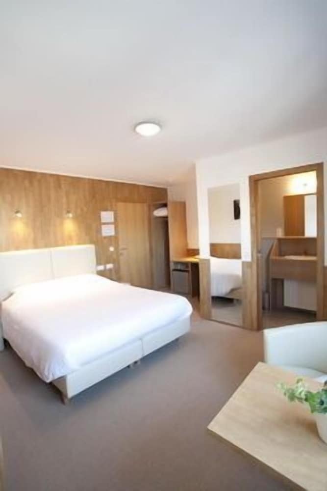 Hotel Chamdor — Roeselare — photo 3