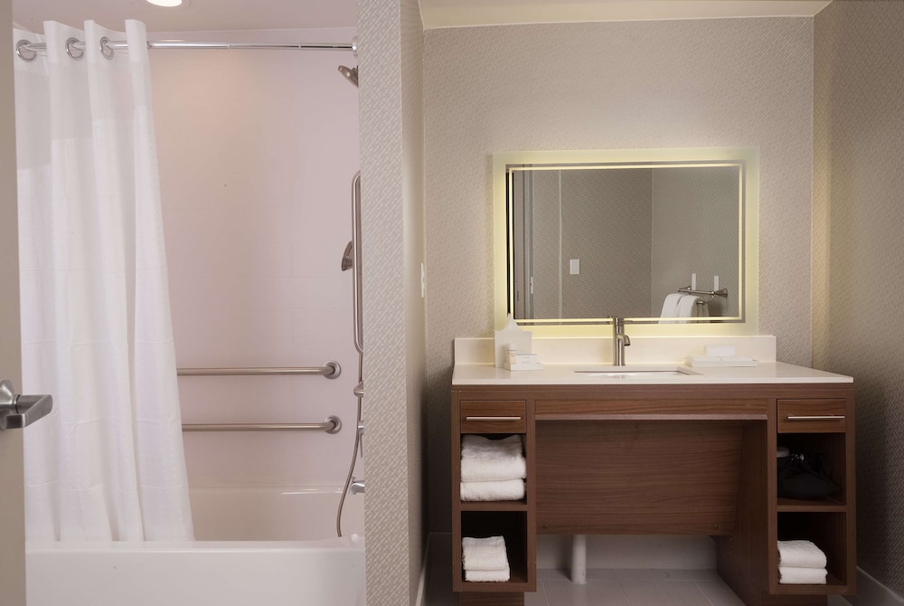Home2 Suites by Hilton Atlanta Perimeter Center - photo 25