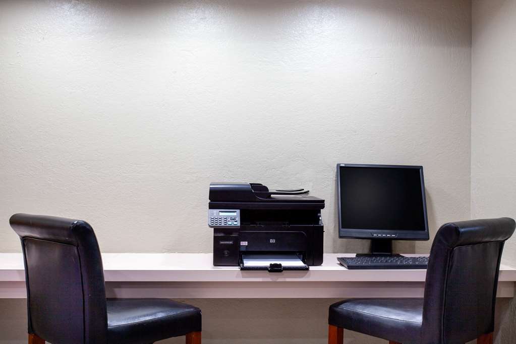 Travelodge by Wyndham Deltona - photo 39