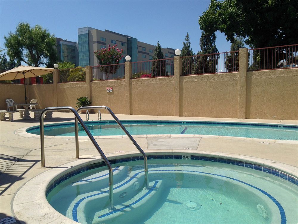 Hotel Fontana CA - photo 27