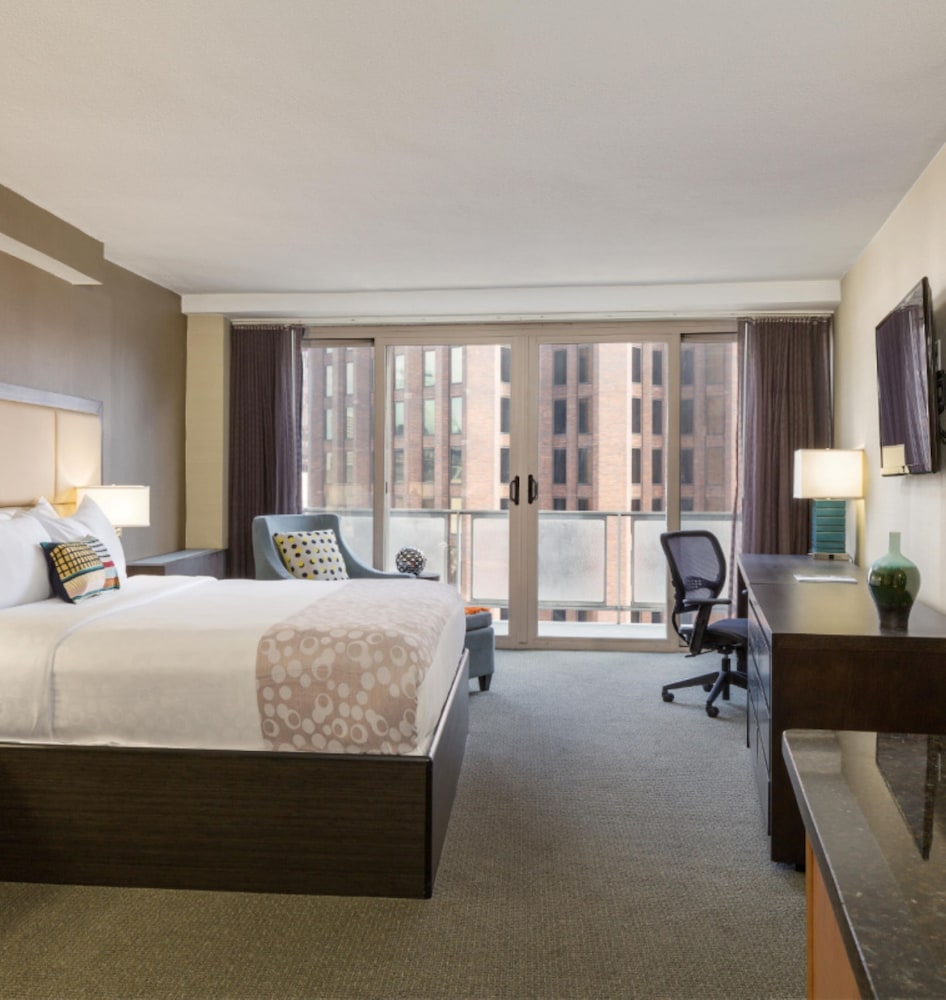 The Windsor Suites - photo 22